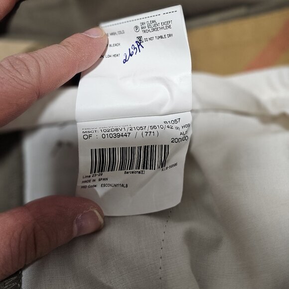 Burberry Classic Pants - Picture 8 of 8